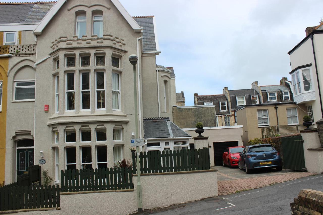 Bed and Breakfast Grosvenor House Ilfracombe Exterior foto